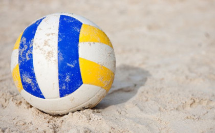 Hrajte beach volejbal od jari do jesene